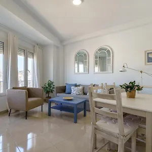 maisuit-apartment-malaga-city-center.1costadelsol.com/